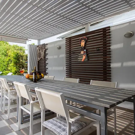 Ellinfos Apart Otel Chaniotis