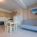 Ellinfos Appart hôtel 4*