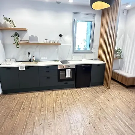 Aparthotel Ellinfos *