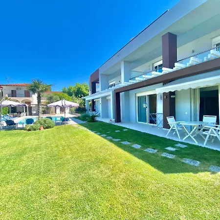 Ellinfos Aparthotel Chaniotis