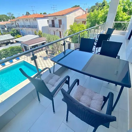 Aparthotel Ellinfos 3*