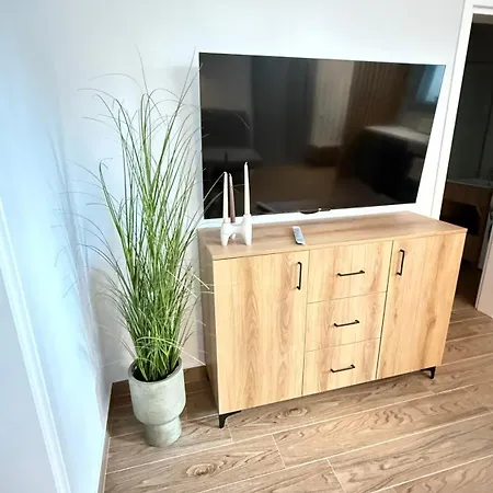 Aparthotel Ellinfos 3*